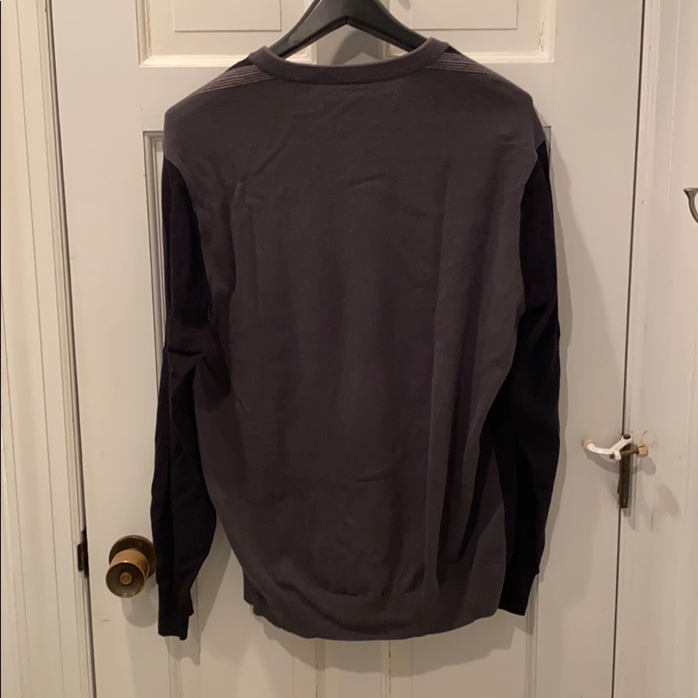 Perry Ellis sweater - Picture 2 of 2